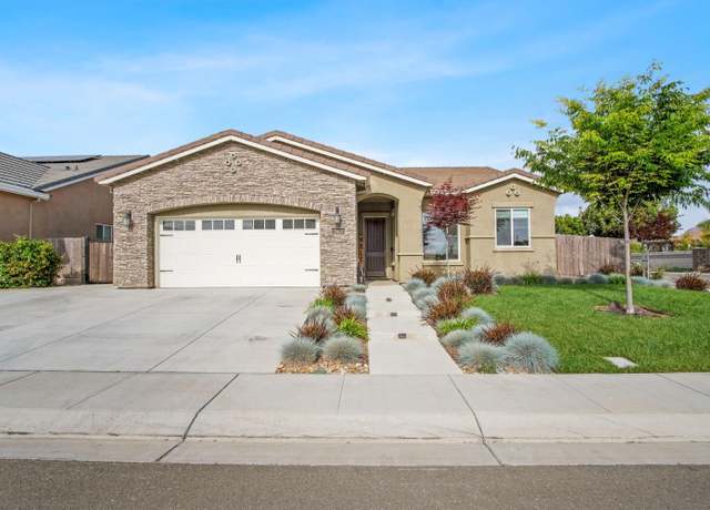Property at 2621 Gianna Marie Ave, Manteca, CA 95337, 4 beds, 2 baths