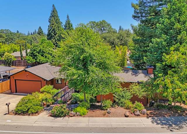 Property at 9085 Winding Oak Dr, Fair Oaks, CA 95628, 3 beds, 2.5 baths