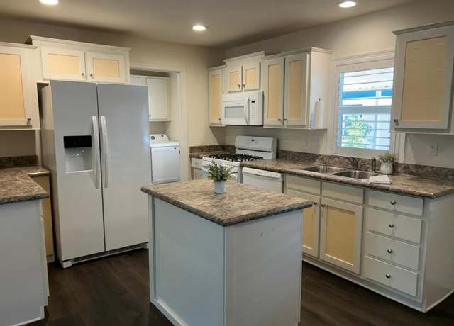 Property at 53 Saxton Cir #53, Citrus Heights, CA 95610, 3 beds, 2 baths