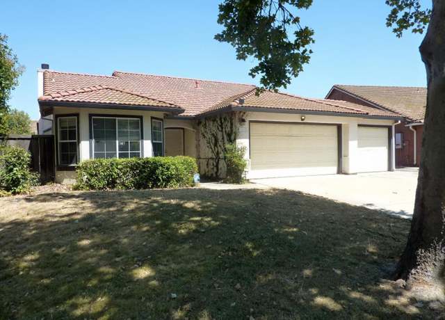 Property at 10014 River Bluff Ln, Stockton, CA 95209, 3 beds, 2 baths