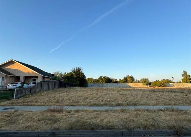 Property at 370 E Santa Fe Ave, Merced, CA 95340