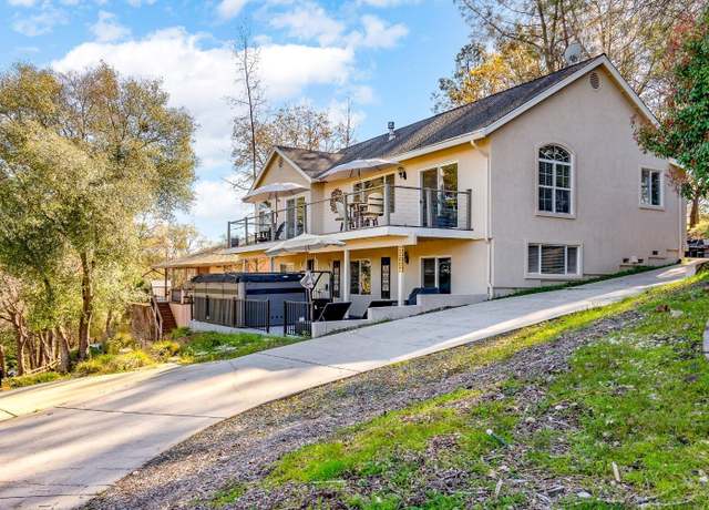 Property at 22957 Sunset Ridge Dr, Auburn, CA 95602, 4 beds, 3 baths