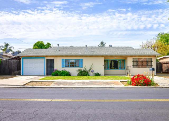 Property at 1520 Locke Rd, Modesto, CA 95355, 2 beds, 1 bath
