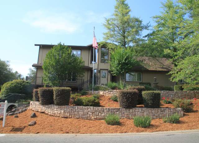 Property at 124 Mountain Oak Ct, Folsom, CA 95630, 5 beds, 4 baths