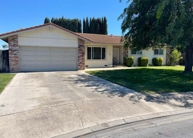 Property at 3400 Santos Ct, Turlock, CA 95382, 4 beds, 2 baths