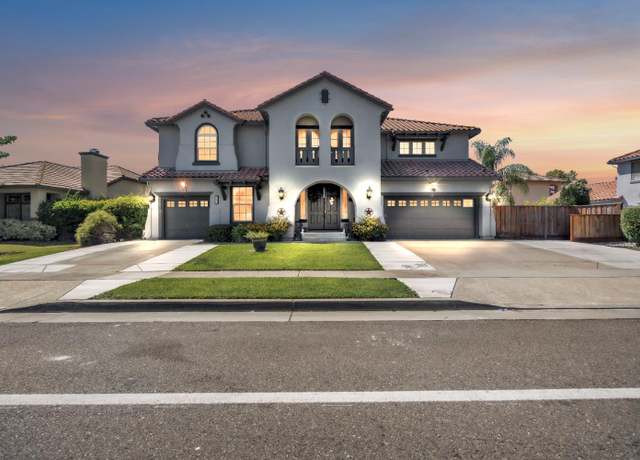 Property at 9601 Mainline Dr, Elk Grove, CA 95624, 6 beds, 4.5 baths