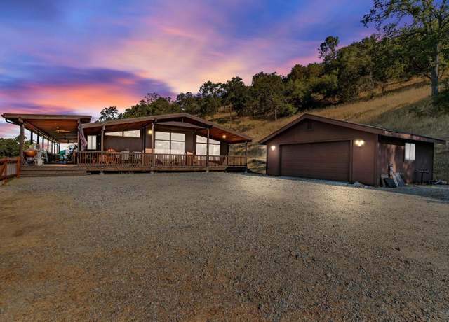 Property at 1560 Pinto Dr, Angels Camp, CA 95222, 3 beds, 2.5 baths