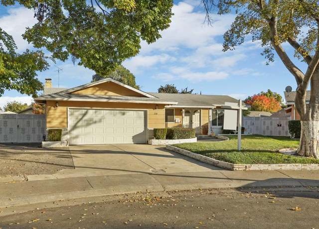 Property at 228 Kilt Ct, Stockton, CA 95210, 3 beds, 2 baths