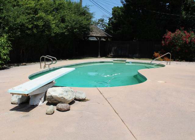 Property at 1624 Upland Dr, Yuba City, CA 95991, 3 beds, 2 baths