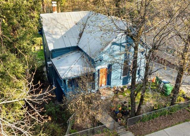 Property at 403 Mill, Grass Valley, CA 95945, 5 beds, 1 bath