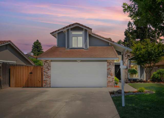 Property at 2425 Beatrice Ln, Modesto, CA 95355, 3 beds, 2.5 baths