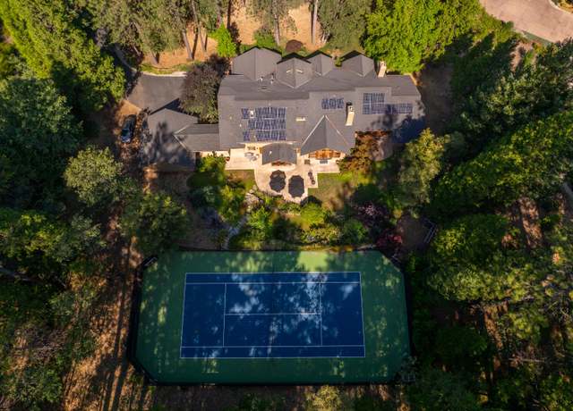 Property at 10952 Northcote Pl, Nevada City, CA 95959, 4 beds, 3.5 baths