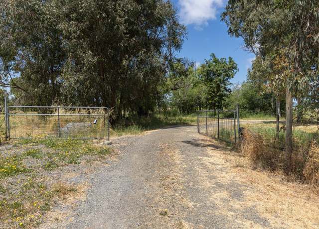 Property at 885 Todd Rd, Santa Rosa, CA 95407