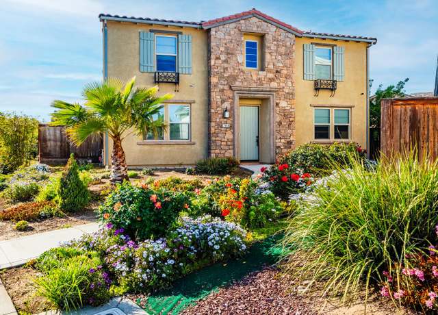 Property at 2380 Breton Dr, Oakdale, CA 95361, 3 beds, 3 baths