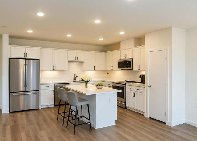 Property at 2049 Odin Walk, Sacramento, CA 95835, 3 beds, 2.5 baths