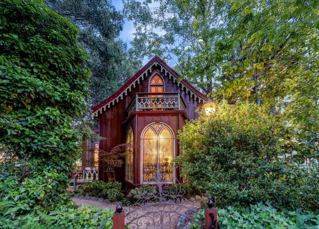 Property at 431 Broad St, Nevada City, CA 95959, 2 beds, 1.5 baths