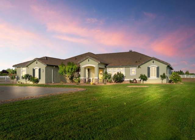 Property at 9461 Crossrail Dr, Wilton, CA 95693, 5 beds, 3 baths
