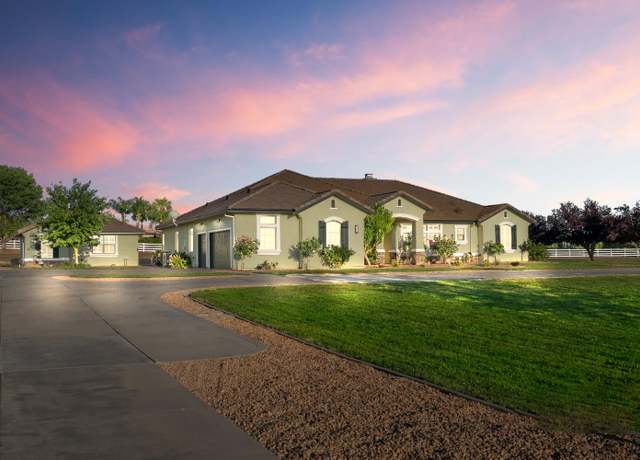 Property at 9461 Crossrail Dr, Wilton, CA 95693, 5 beds, 3 baths