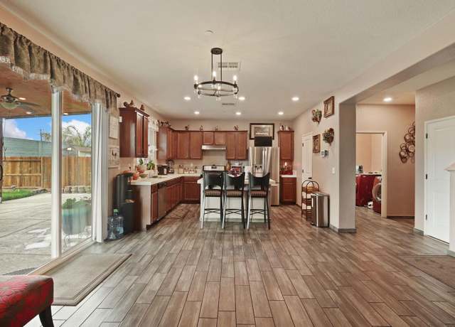 Property at 3515 Carly Dr, Stockton, CA 95205, 3 beds, 2.5 baths