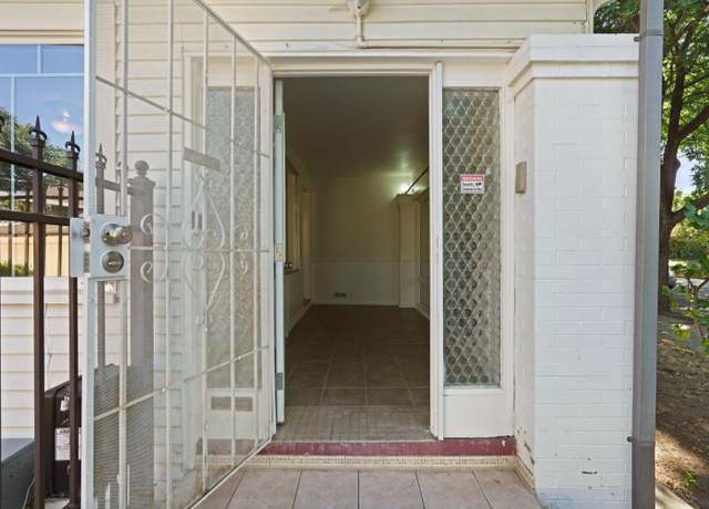 Property at 720 W Flora St, Stockton, CA 95203, 2 beds, 1 bath