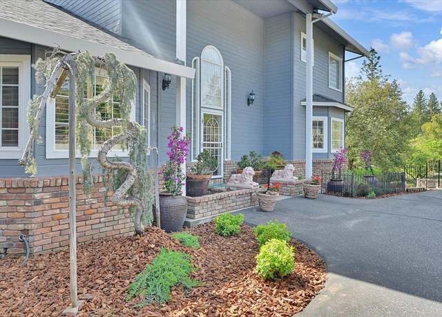 Property at 1890 John Muir Dr, Colfax, CA 95713, 3 beds, 3 baths