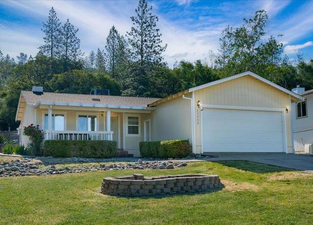 Property at 17713 Lake Forest Dr, Penn Valley, CA 95946, 3 beds, 2 baths