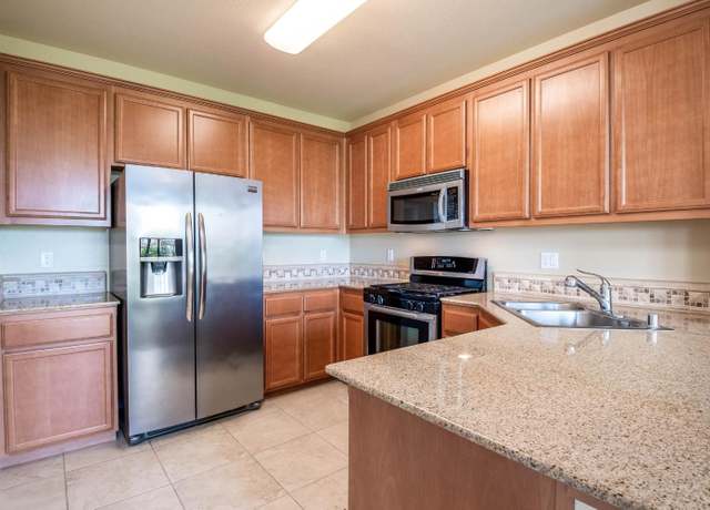 Property at 50 Regency Park Cir #17103, Sacramento, CA 95835, 3 beds, 2.5 baths