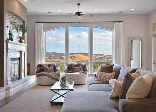 Property at 3502 Park Dr, El Dorado Hills, CA 95762, 4 beds, 3.5 baths