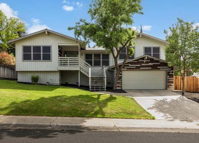 Property at 7821 Palmyra Dr, Fair Oaks, CA 95628, 3 beds, 2 baths
