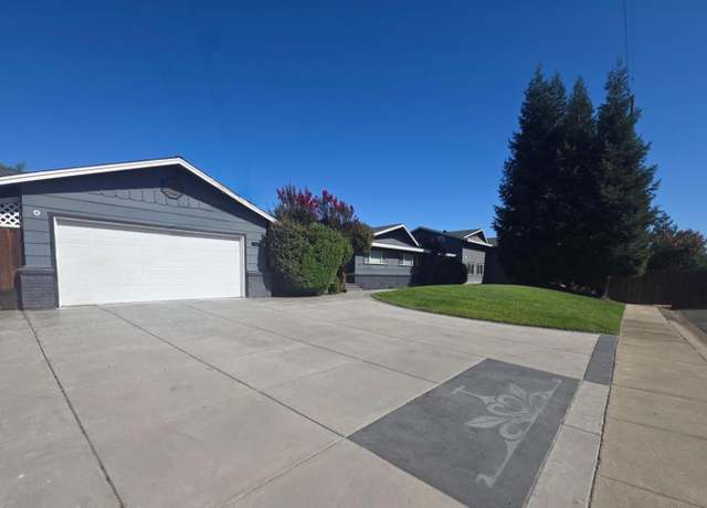 Property at 7307 N Roberta, Marysville, CA 95901, 4 beds, 4.5 baths