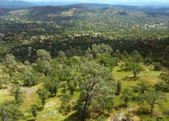 Property at 1392 Lilley Mountain Dr, Coarsegold, CA 93614