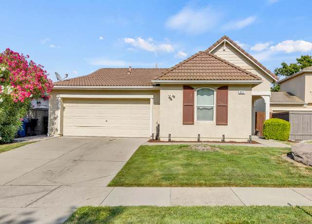 Property at 811 Regency Park Cir, Sacramento, CA 95835, 3 beds, 2 baths