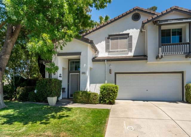 Property at 9501 Portside Ln, Elk Grove, CA 95758, 3 beds, 2.5 baths