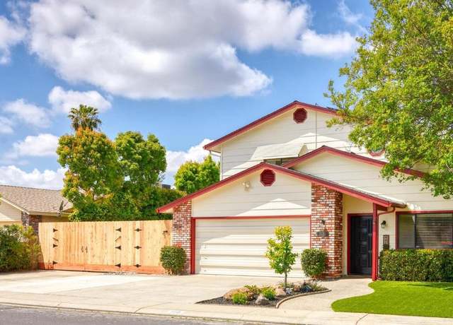Property at 1135 Eagle Ln, Manteca, CA 95337, 4 beds, 3 baths