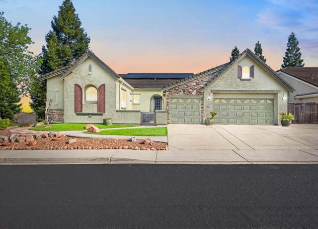 Property at 525 Oakhurst Ter, Auburn, CA 95603, 5 beds, 4.5 baths