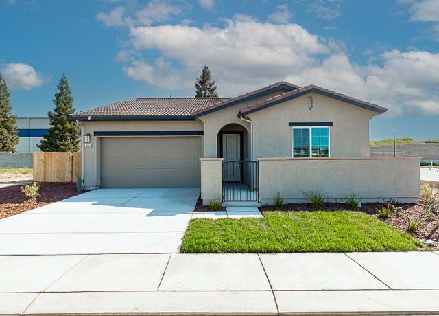Property at 901 Meadowlands Dr, Oakdale, CA 95361, 3 beds, 2 baths