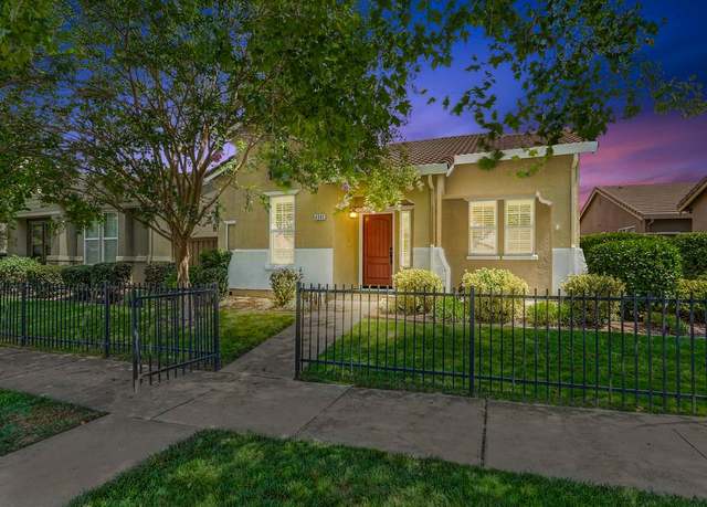 Property at 4301 Hovnanian Dr, Sacramento, CA 95834, 2 beds, 2 baths