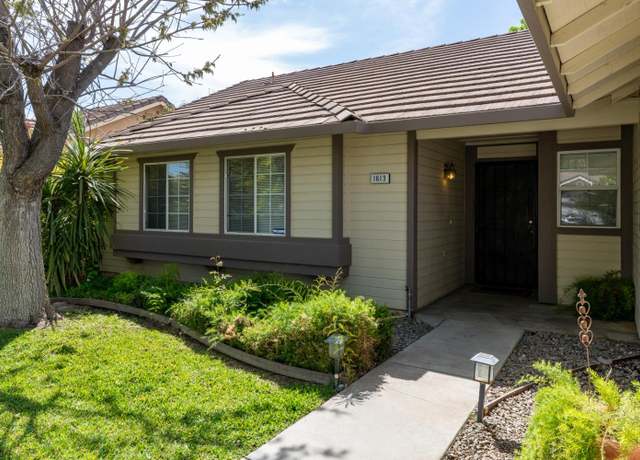 Property at 1613 Pomona St, Los Banos, CA 93635, 3 beds, 2 baths