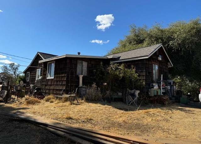 Property at 7045 Mount Vernon Rd, Auburn, CA 95603, 3 beds, 1 bath