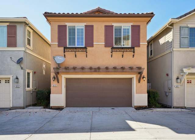 Property at 818 Queen Palm Ln, Brentwood, CA 94513, 3 beds, 2.5 baths