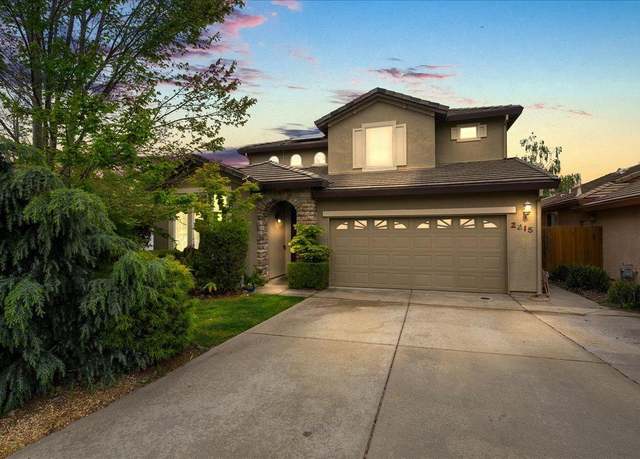 Property at 2215 Ranch House Ct, Auburn, CA 95603, 4 beds, 3 baths