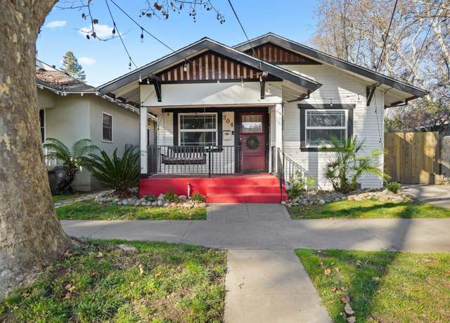 Property at 304 23rd St, Sacramento, CA 95816, 2 beds, 2 baths