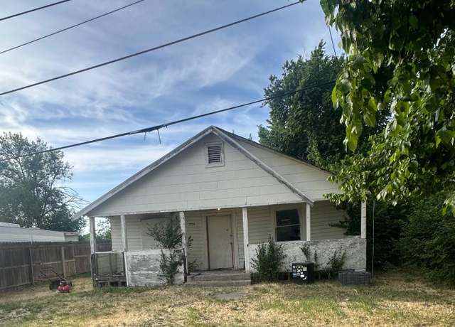 Property at 2261 S Netherton Ave, Stockton, CA 95205, 2 beds, 1 bath