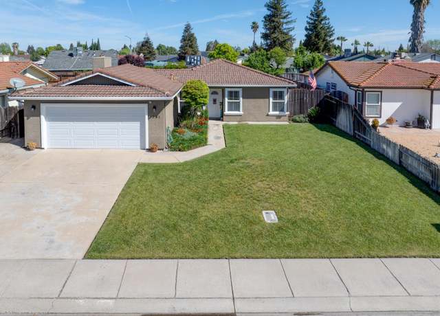 Property at 1361 7th St, Ripon, CA 95366, 3 beds, 2 baths