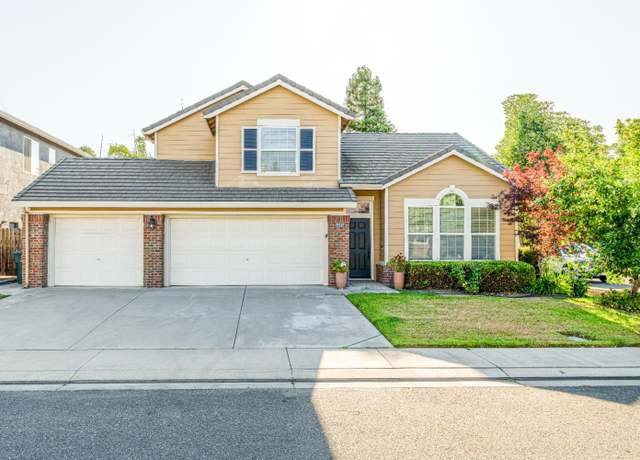 Property at 5425 Spur St, Riverbank, CA 95367, 4 beds, 3 baths
