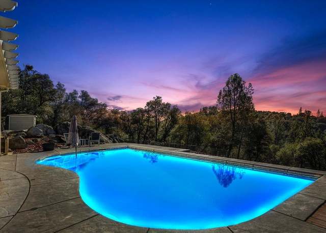 Property at 1961 El Ninos Way, Placerville, CA 95667, 4 beds, 3 baths