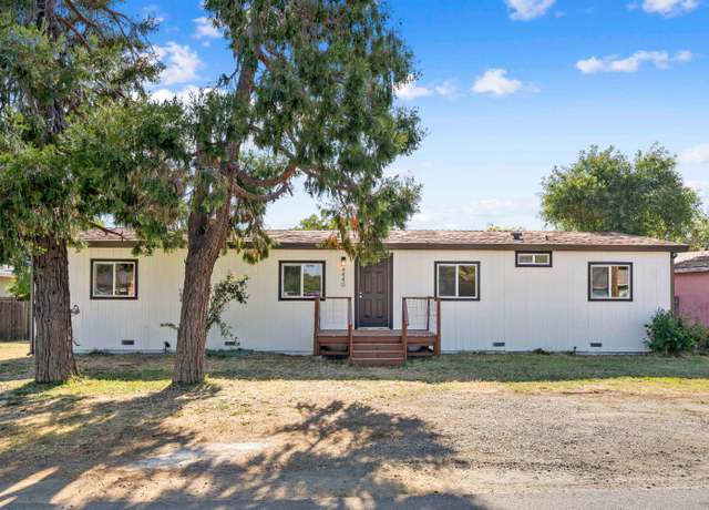 Property at 4440 Ardmore Ave, Olivehurst, CA 95961, 4 beds, 2 baths