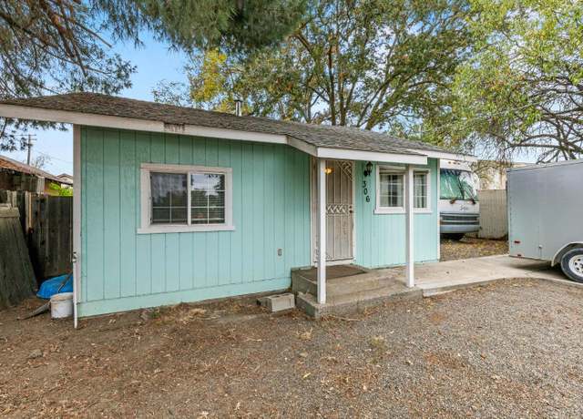 Property at 306 C St, Woodland, CA 95776, 1 bed, 1 bath