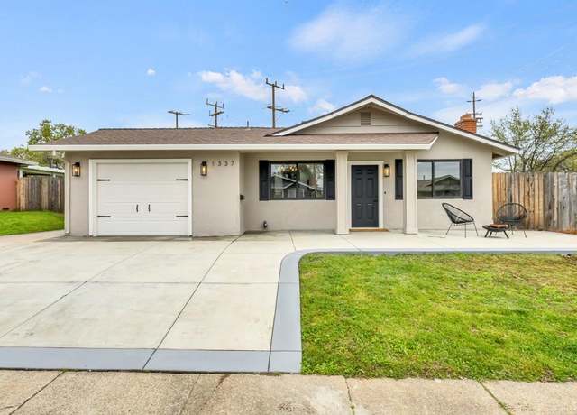 Property at 1337 School St, Folsom, CA 95630, 3 beds, 2 baths