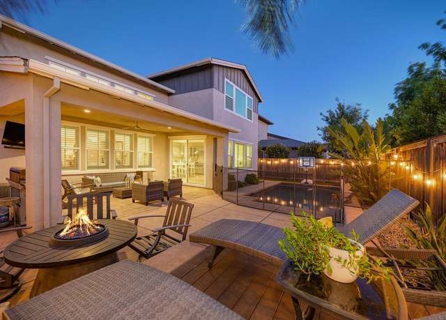 Property at 5033 Chico Dr, Roseville, CA 95747, 5 beds, 4.5 baths